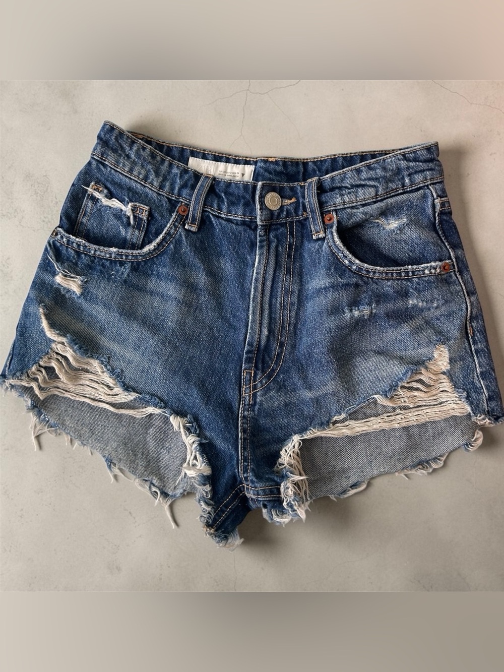 Zara High Waisted Ripped  Distressed Blue Denim Raw Hem Shredded Shorts Size 2